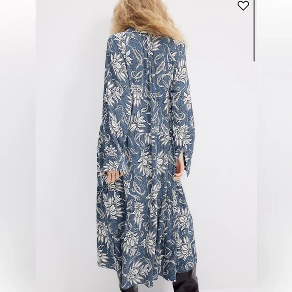 H&M Blue and White Paisley Drop-Waist Shirt Dress - Picture 2 of 5